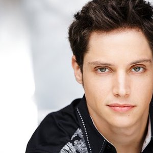 Bryan Jackson 的头像