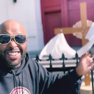 Little Larry 的头像