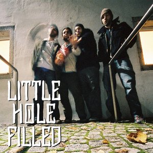 little hole filled のアバター