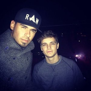 Afrojack & Martin Garrix のアバター