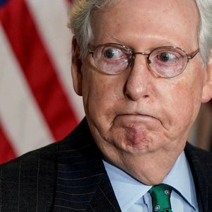 'Mitch McConnell' için resim