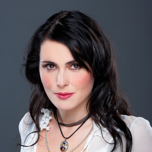 Sharon den Adel photo provided by Last.fm