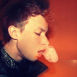 Young Ravisu 的头像