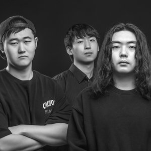 Spit On My Tomb 的头像