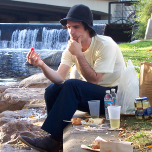 Alec Ounsworth photo provided by Last.fm