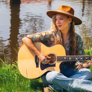 Avatar for MELANIE RYAN