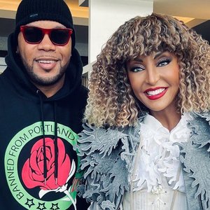 Imagen de 'Senhit & Flo Rida'