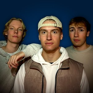 Lazarus Navigare 的头像