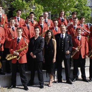 Swiss Army Big Band 的头像