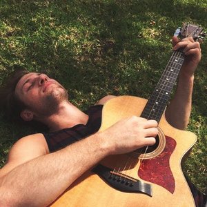 Jon Robert Hall 的头像