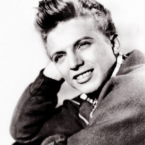 Avatar for Tommy Steele