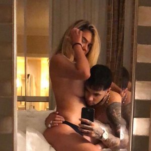 Avatar for Anuel Aa & Karol G