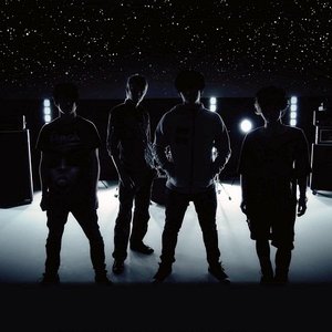 Silhouette from the skylit 的头像