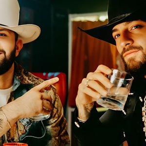 Maluma & Carin Leon 的头像
