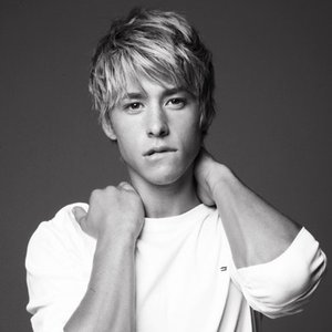 Avatar för Mitch Hewer