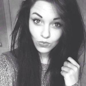 Chelsey Adele 的头像