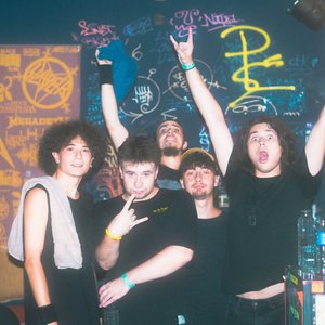 Far Away From Earth 的头像