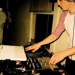 DJ Bobby Hadzor 的头像