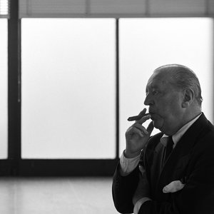 Ludwig Mies Van Der Rohe のアバター