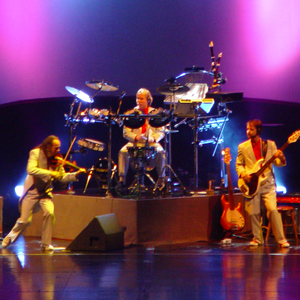 Mannheim Steamroller photo provided by Last.fm