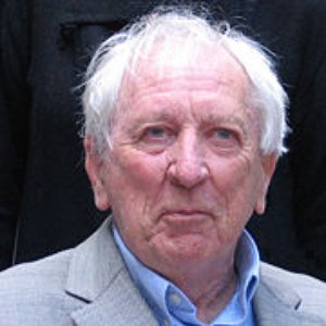 Tomas Tranströmer 的头像