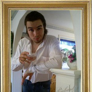 Rickard cederfors 的头像