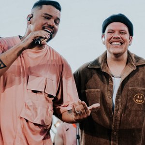 Ferrugem e Sorriso Maroto 的头像