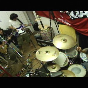 Three and a Quarter 的头像