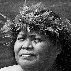 Edith Kanaka'ole 的头像
