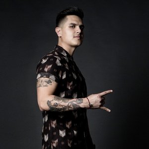 Regulo Caro のアバター