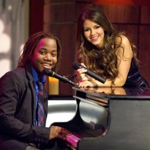 Avatar for Victorious Cast feat. Leon Thomas III & Victoria Justice