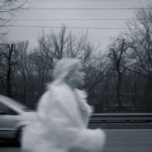 Тривожно-уникаючий