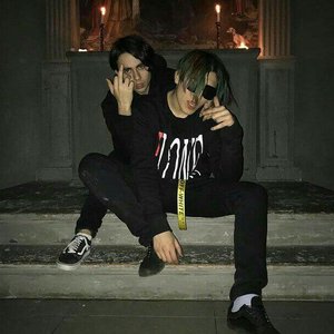THRILL PILL feat. LIZER 的头像
