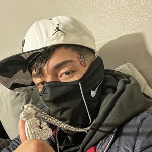 XUKYYLASESENTA のアバター