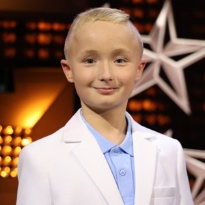 “Dominik Arim”的封面