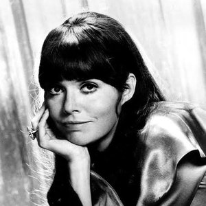 Barbara Feldon 的头像