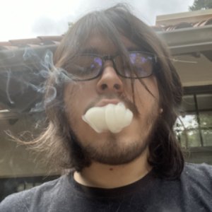 Aidan Swank 的头像