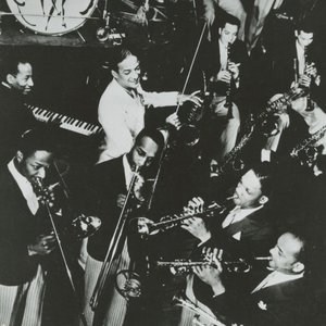Edward Mallory And His Orchestra 的头像