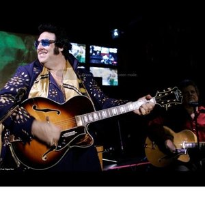Big Elvis 的头像