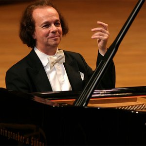 “Cyprien Katsaris, Gewandhausorchester Leipzig, Kurt Masur”的封面