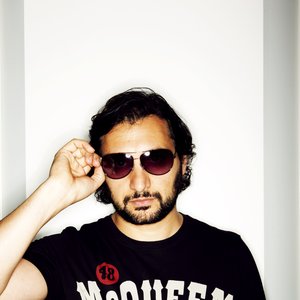 Sharam için avatar