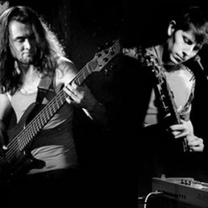 Half byZERO and NiK RUbanov Joined 的头像