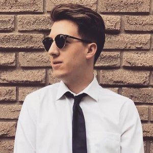 Andrew Piluk 的头像