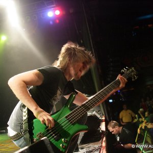 Through You 的头像