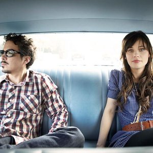 She & Him 的头像