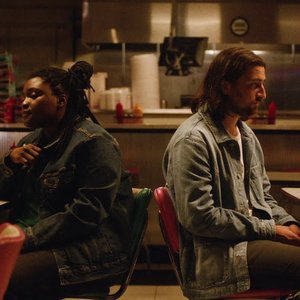 Joy Oladokun & Noah Kahan 的头像