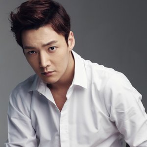 Choi Jin Hyuk için avatar