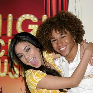 Corbin Bleu and Vanessa Hudgens 的头像