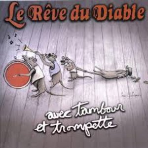 Avec tambour et trompette