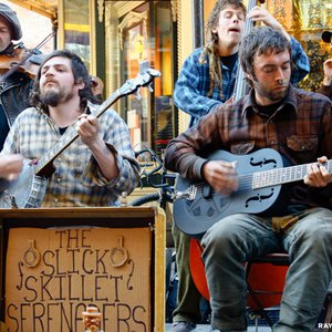 'Slick Skillet Serenaders' için resim